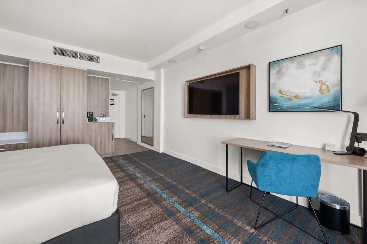 Crowne Plaza Surfers Paradise By Ihg Gold Coast Hotel