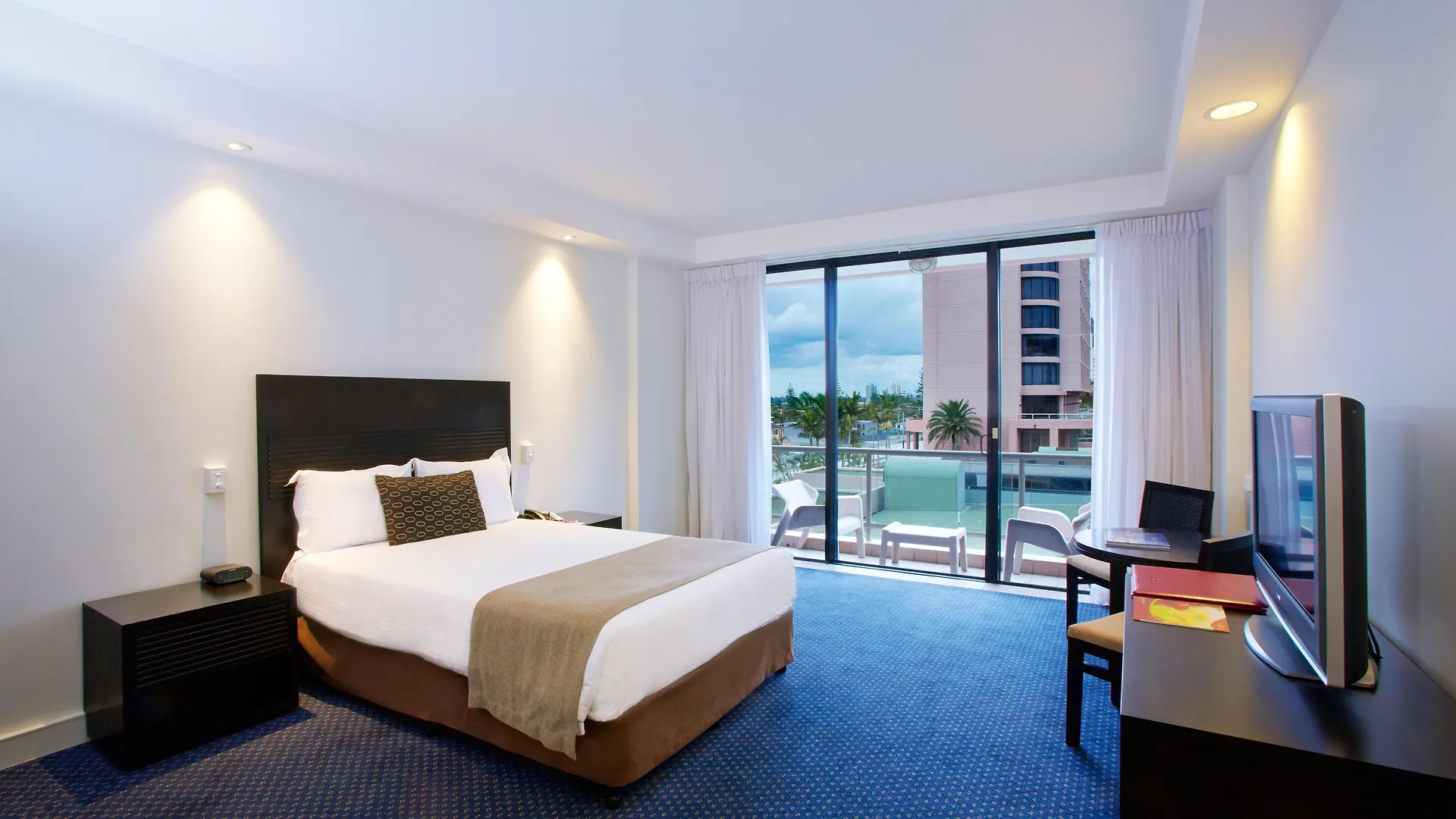 Hotel Crowne Plaza Surfers Paradise By Ihg Gold Coast