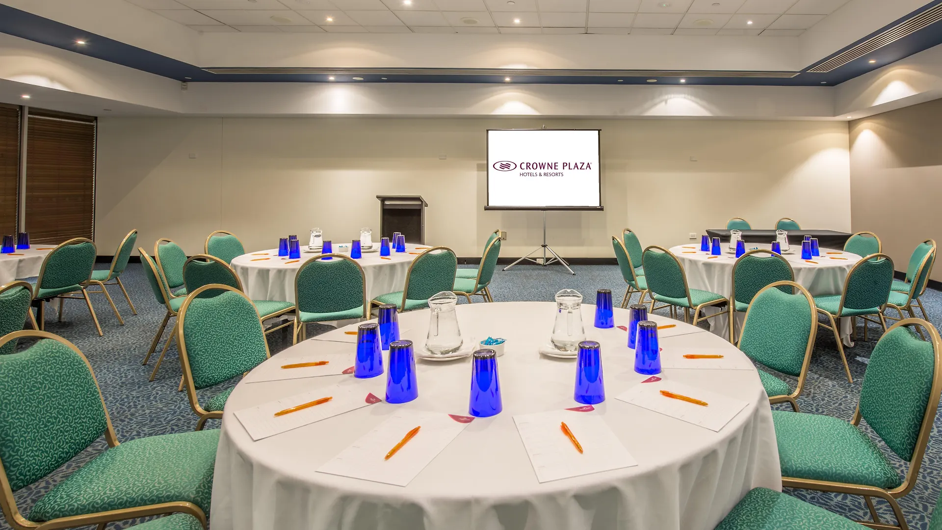 Crowne Plaza Surfers Paradise By Ihg Gold Coast Australia